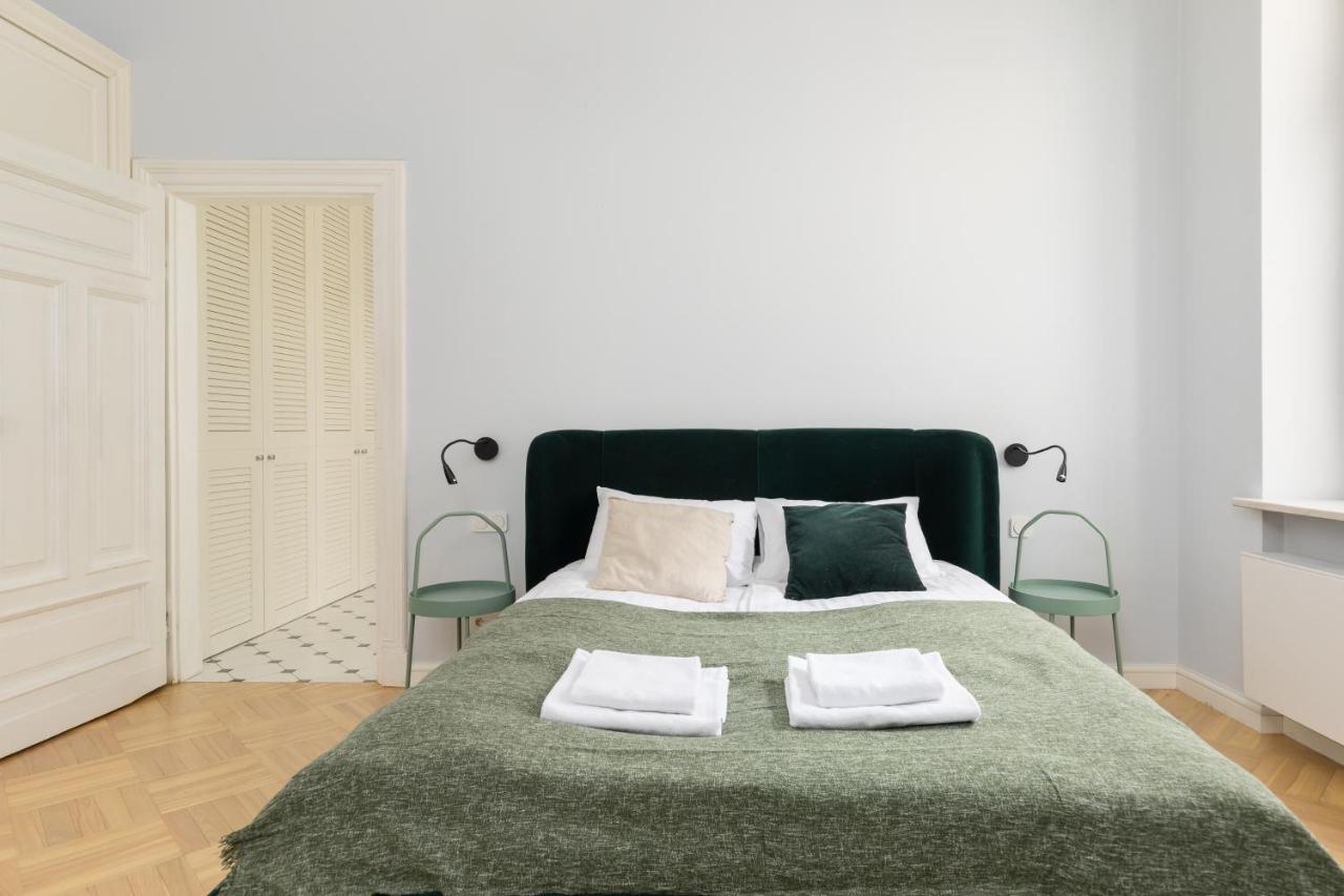 Marszalkowska 58 - Classy Two Bedroom Apartment With Balcony By Noclegi Renters 바르샤바 외부 사진